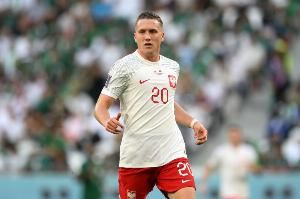 泽林斯基第100次为波兰国家队出场，波兰男足队史第七位百场球员