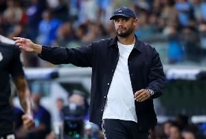 本赛季前十场正式比赛拜仁全部获胜，创下俱乐部升入德甲后新纪录